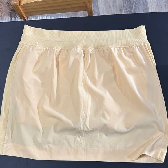 Members Markl Cream Tennis Skirt Size L - Picture 2 of 8